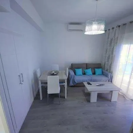 Apartment Paseo Maritimo Boliches. *
